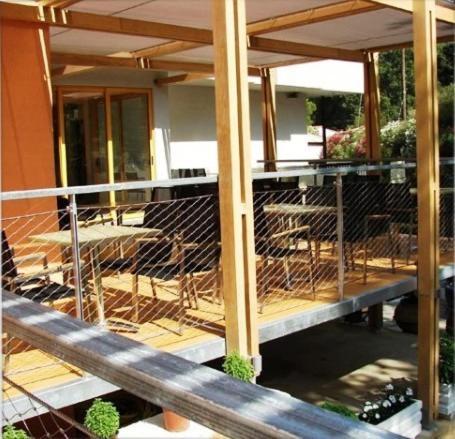 Astoria Hotel Troulos Exterior photo